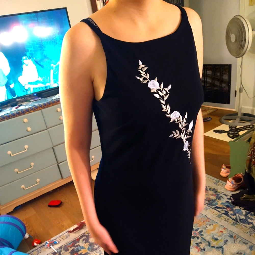 Vintage 90s y2k embroidered dress, long, sz M
